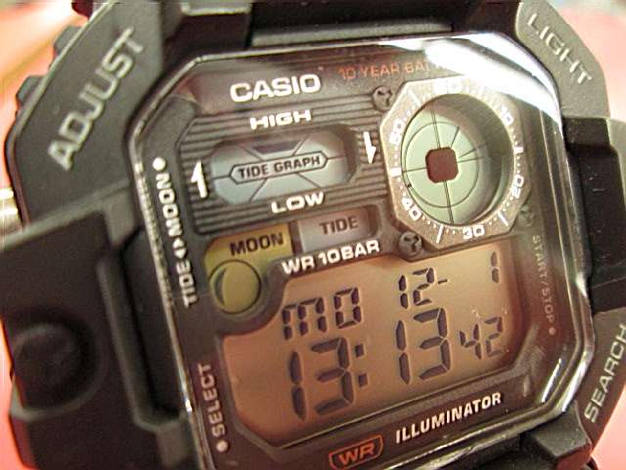 MOON/TIDE付近に小キズあり