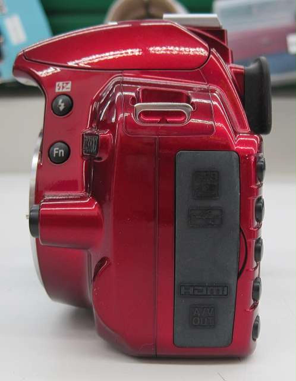 極美品｜Nikon D3100｜ショット数9.230枚｜デジタル｜M043 極美品｜Nikon D3100｜ショット数9.230枚｜デジタル｜M043