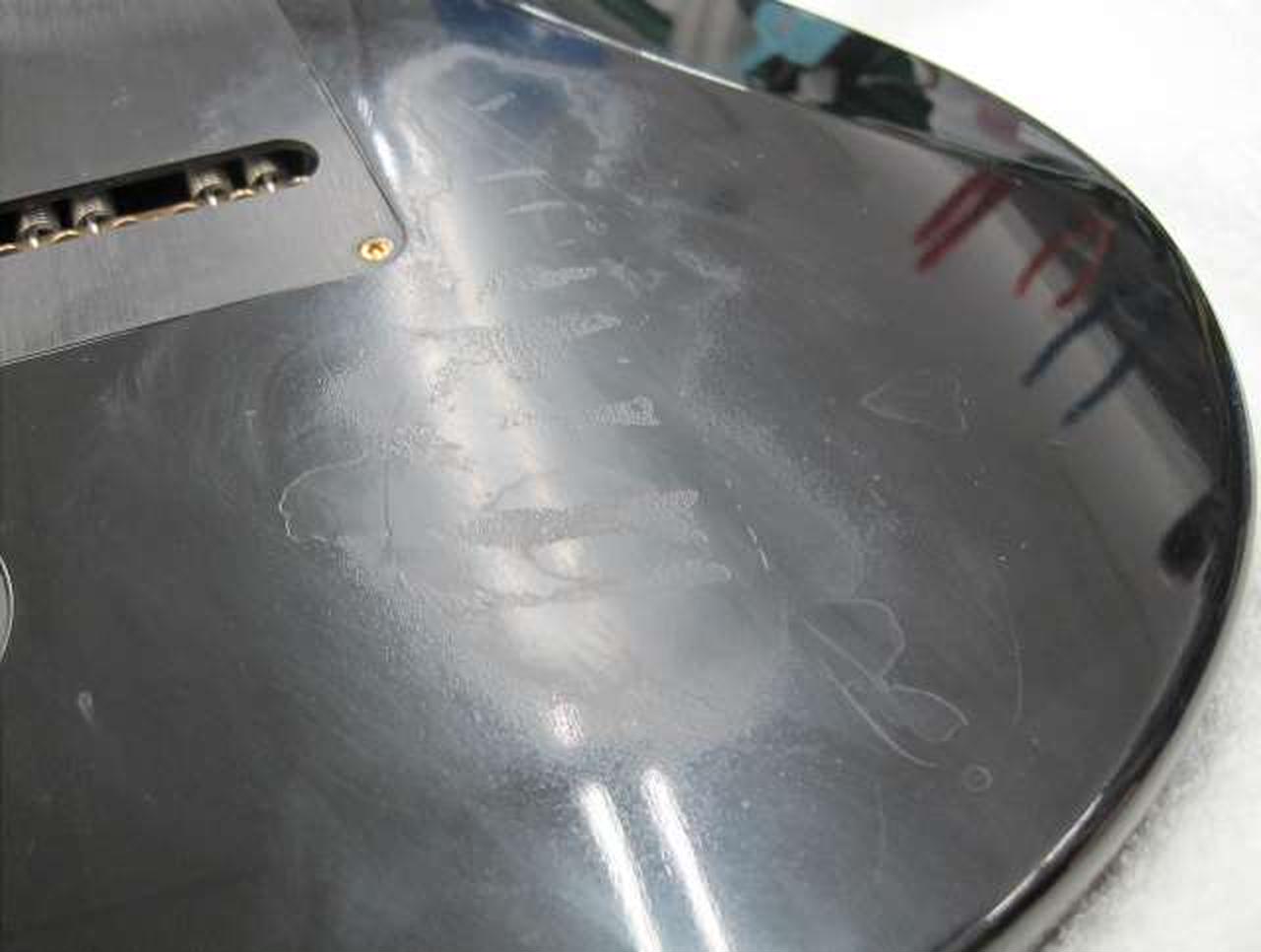 ラッカー塗装剥がれる、剥がれてます。