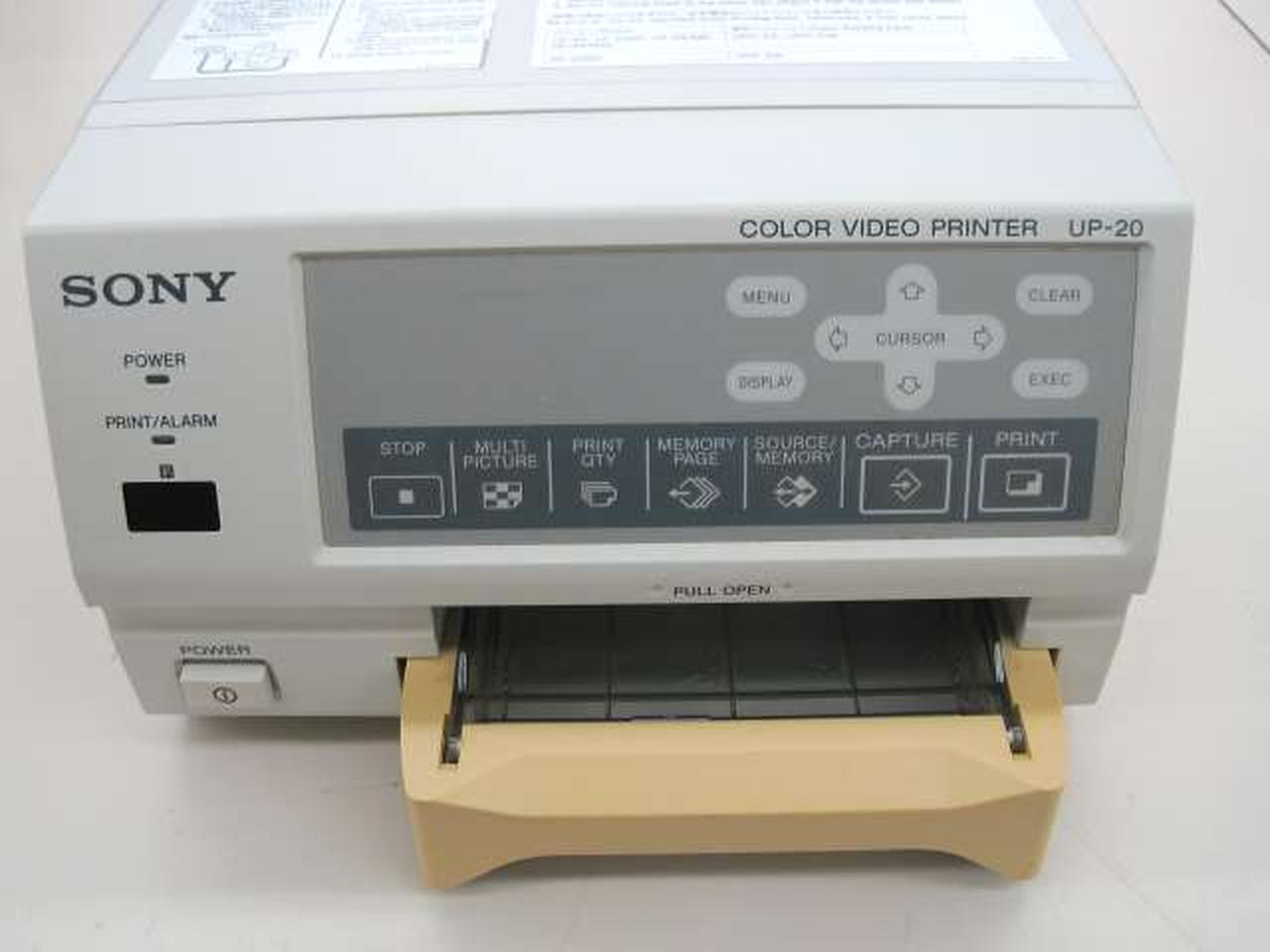 新品未開封　SONYカラービデオプリンター　送料無料 ソニーマーケティング、SDI規格に対応したA6サイズ 医療用カラー
