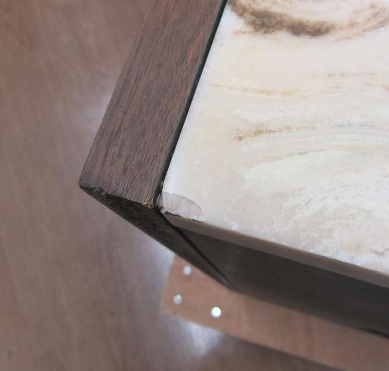 小さな欠けあり