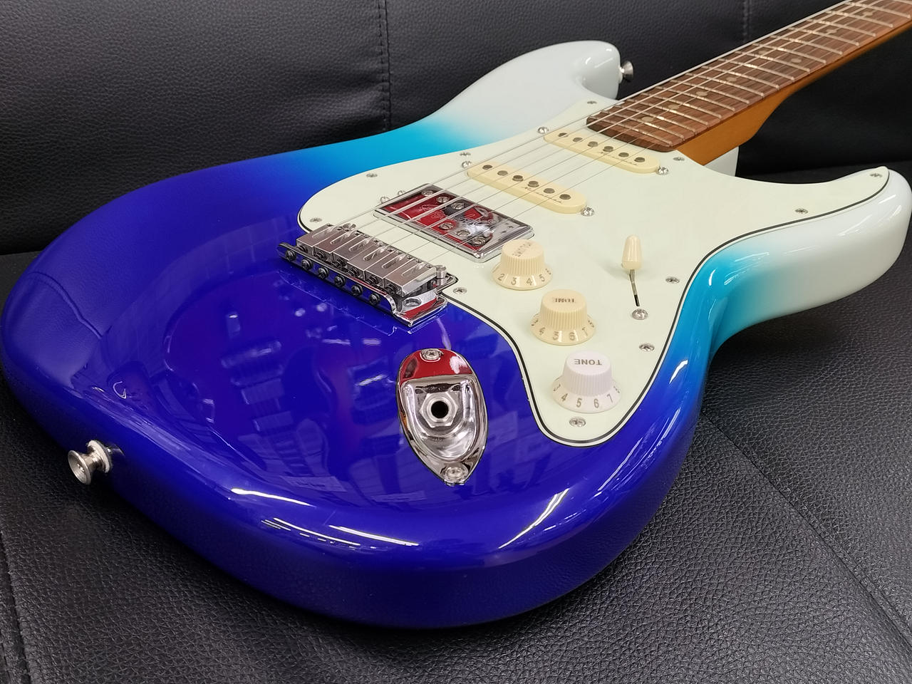 フェンダーメキシコ(FENDER MEXICO)|PLAYER PLUS ST Belair Blue