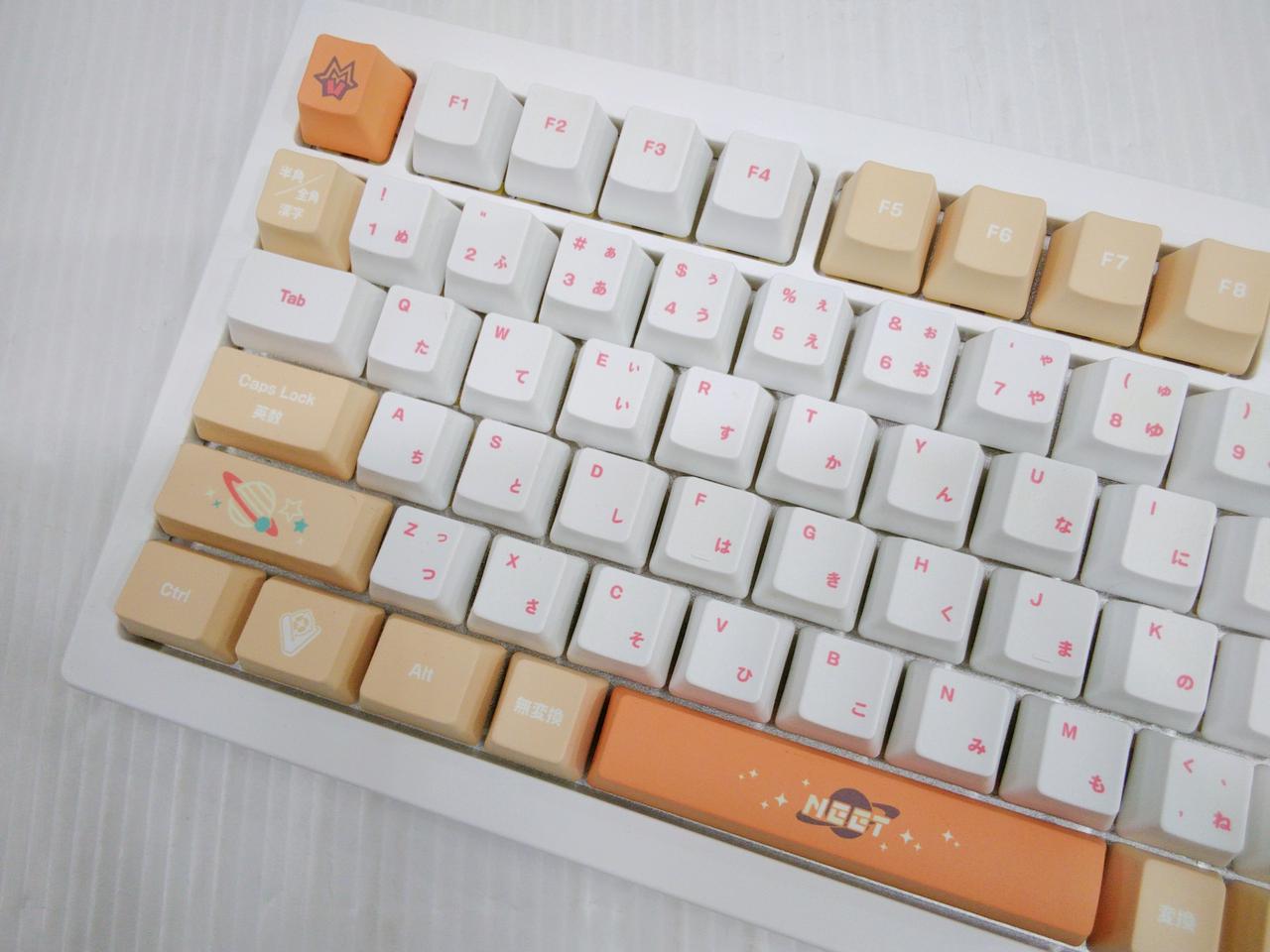 バーチャルエンターテイメント|ゲーミングキーボード ぶいすぽっ