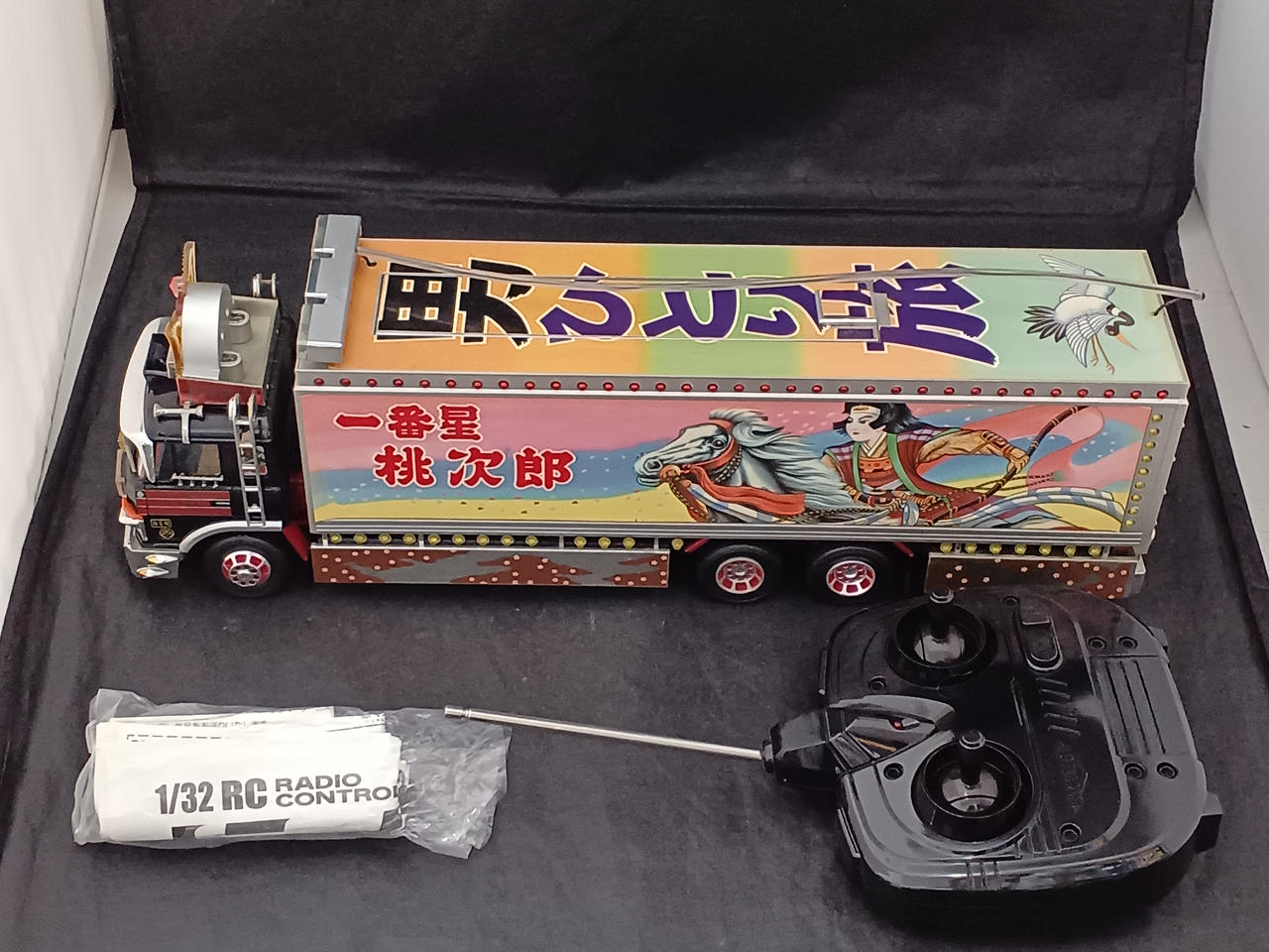 トラック野郎　一番星 桃次郎 ラジコン インテリア ビンテージ Amazon.co.jp: トラック野郎 一番星 天下御免 桃次郎 ラジコン