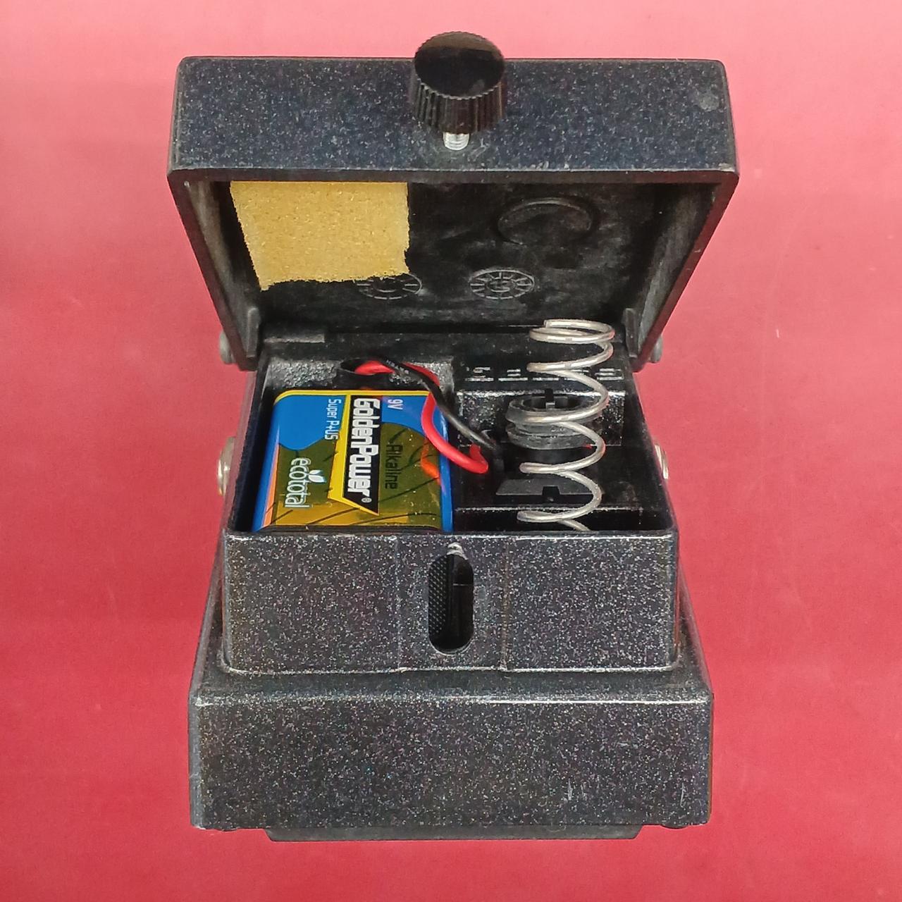 ペダルガイドブッシュ欠損しています