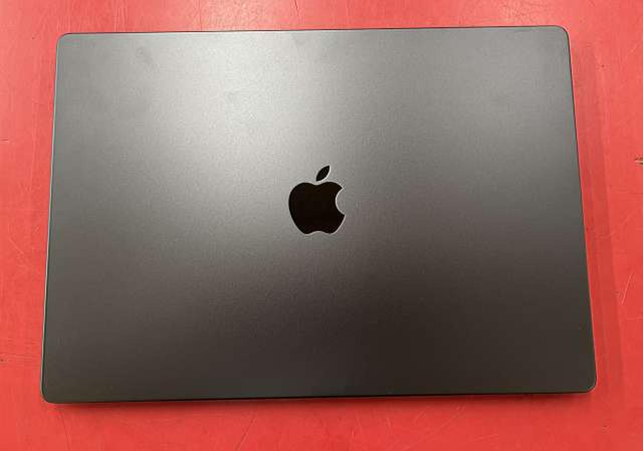 細かいキズ・汚れあり