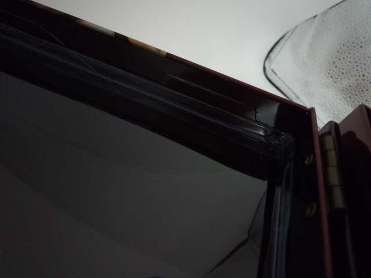 クリアの内蓋、キズ等あり