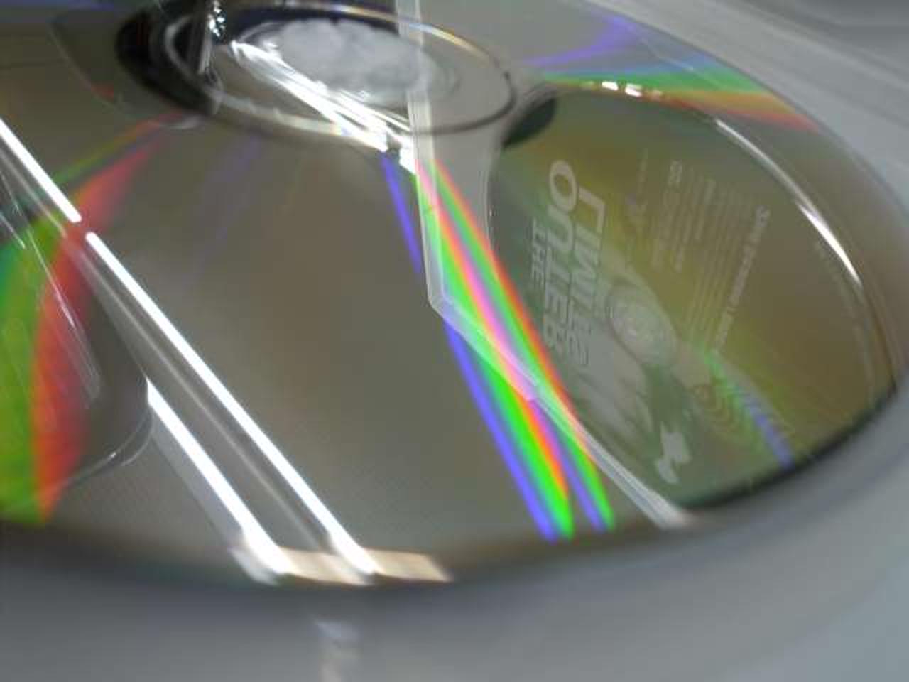 ディスク、再生に問題のないキズあり