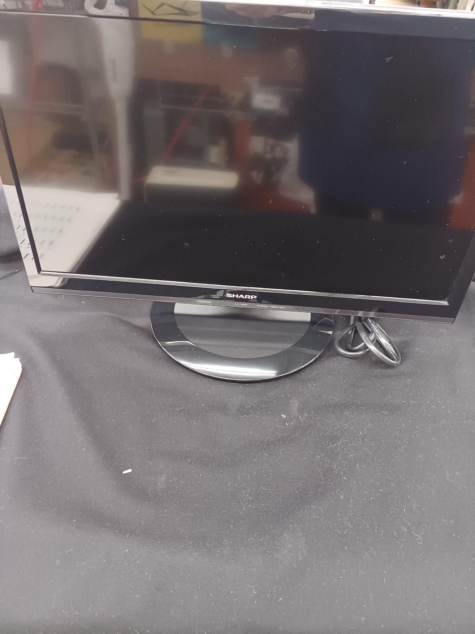 シャープ　液晶カラーテレビ　LC-19P5   2018年製 ○営IS326-120【稼働品】SHARP シャープ 液晶カラーテレビ LC