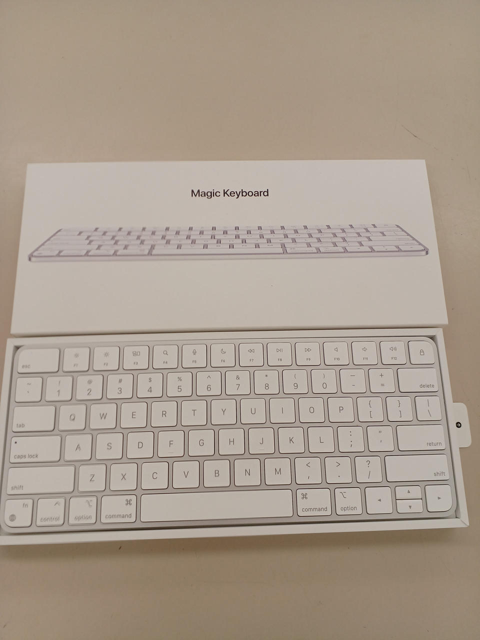 未開封未使用　アップル　マジックキーボード　MXCL3J/A　A3203 楽天市場】【美品】Apple アップル 純正 Magic Keyboard with