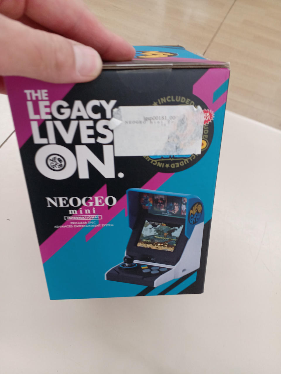 箱シール跡あり