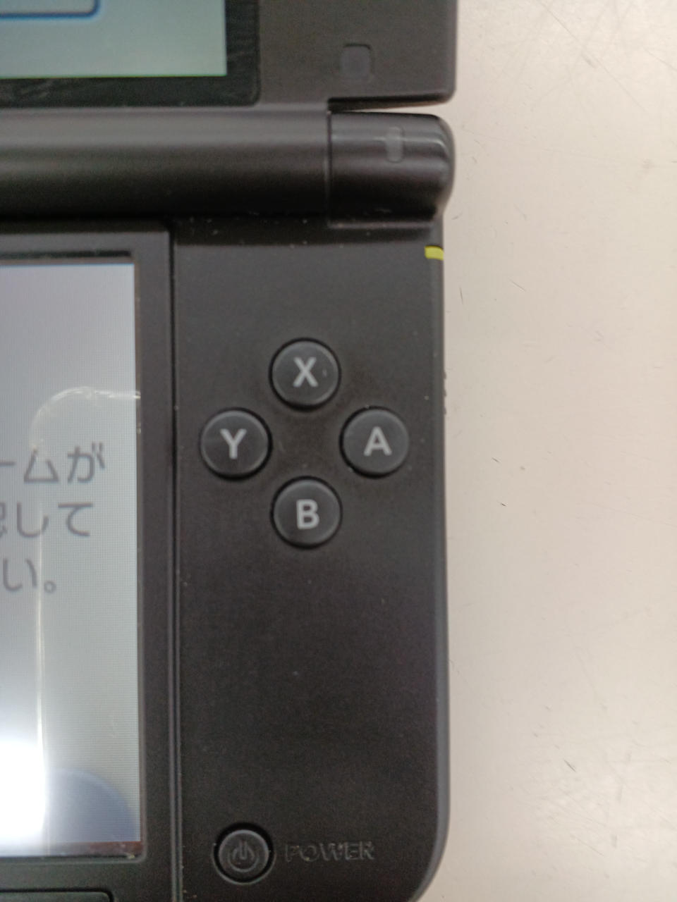 各ボタン若干緩いです。ゲームに支障なし