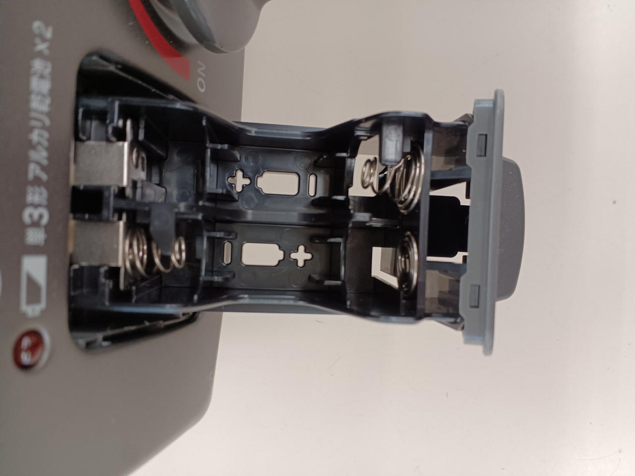 単一ではなく単三電池です