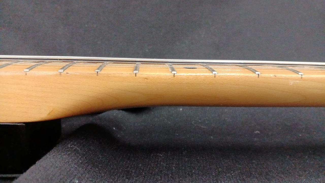 フレットの減り進んでいます