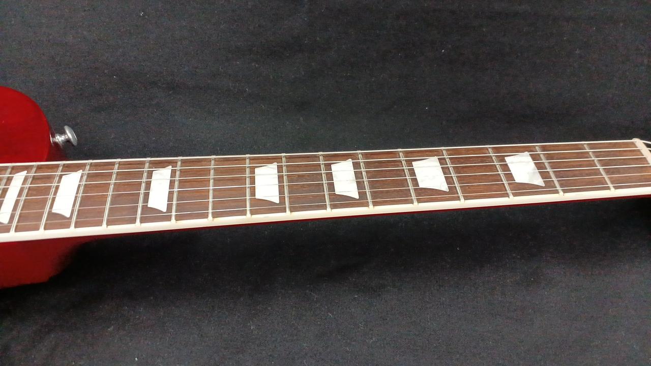 ネックはほぼストレート、ロッドは限界です