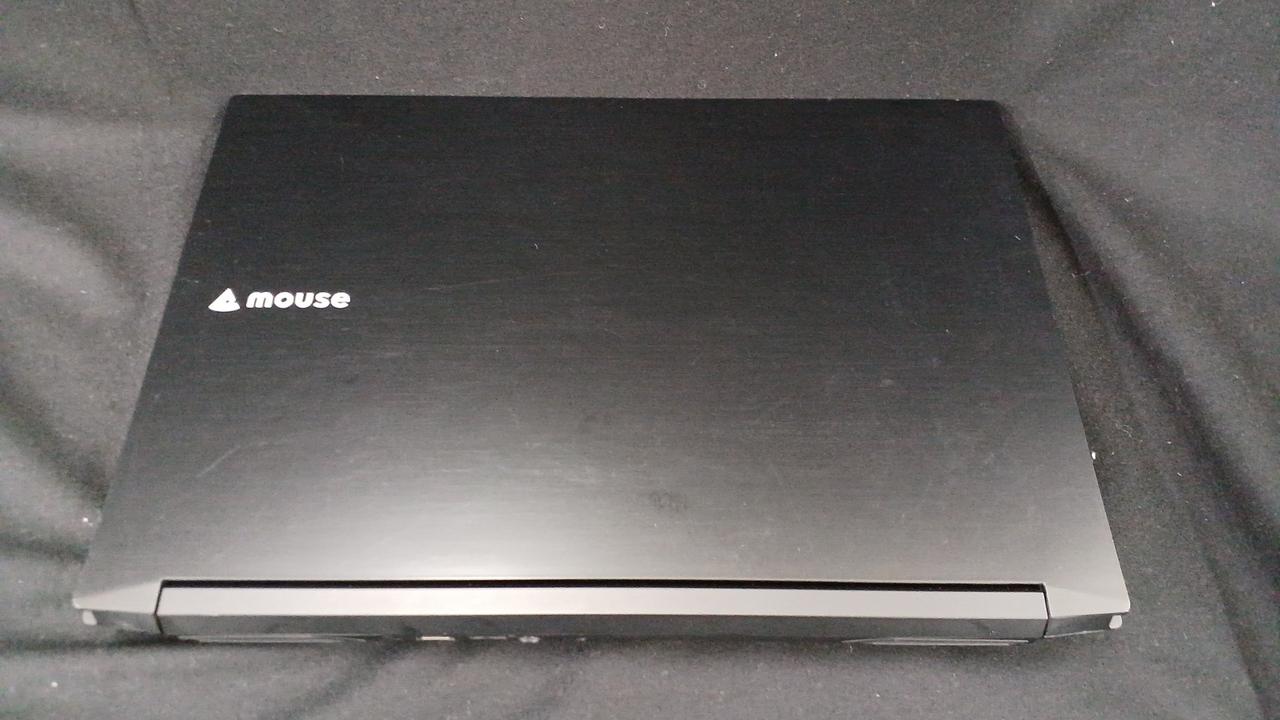 画像ではわかりませんが擦り傷多いです。