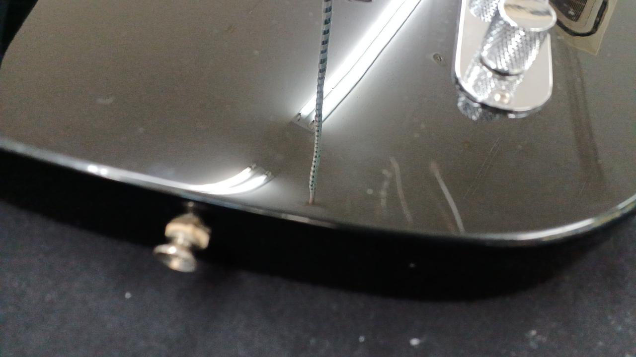 目立つキズあり