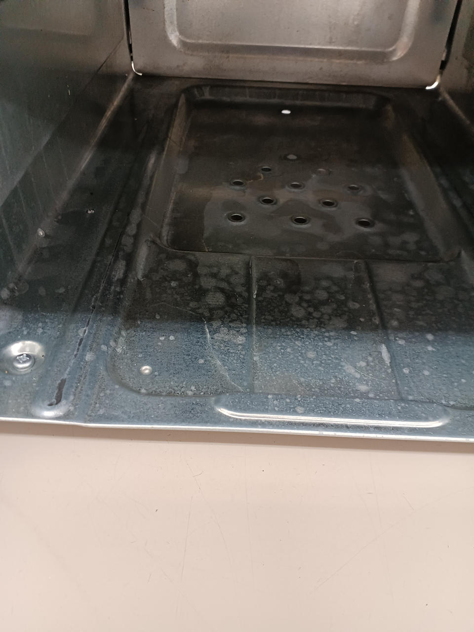 内部シミのようなもの あり