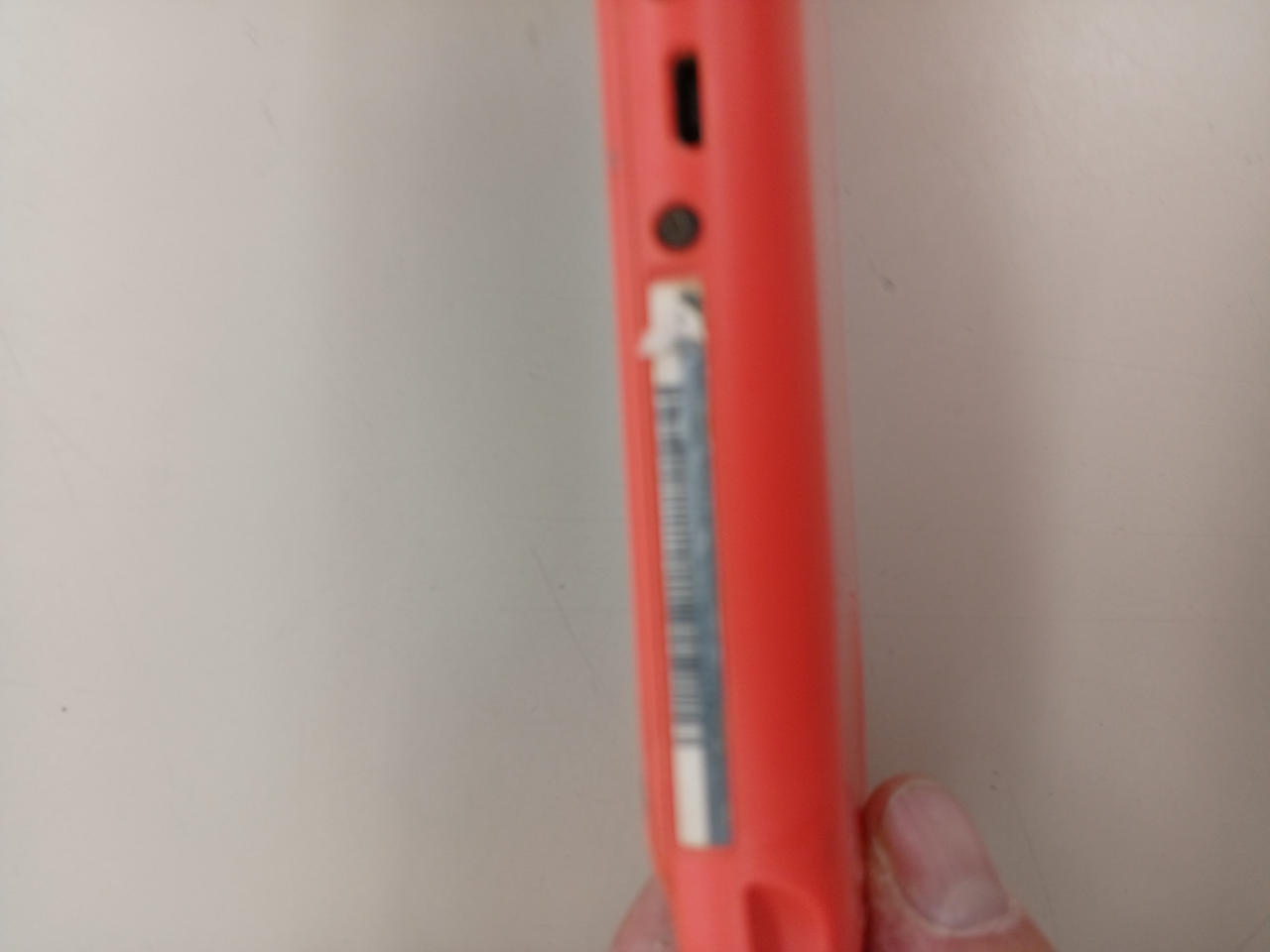 シールの剥がれあり