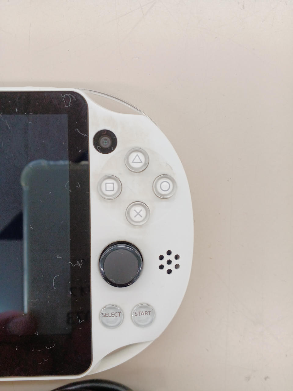 ボタン部分に変色あり