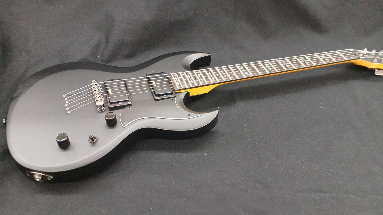 小さなキズが所々あります