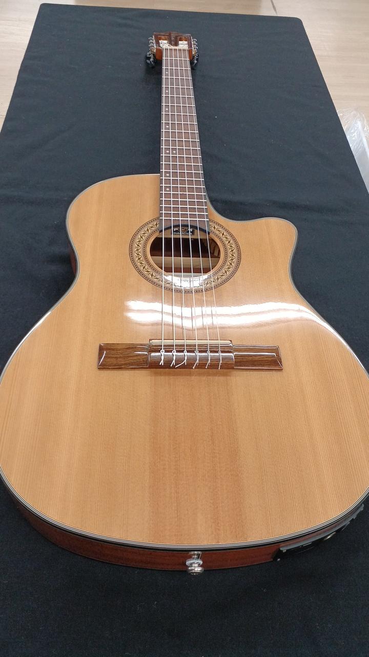 大きな目立つキズはありません