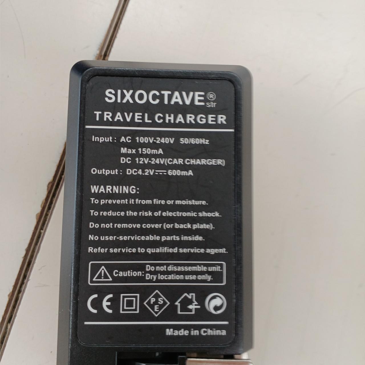 充電機社外品です