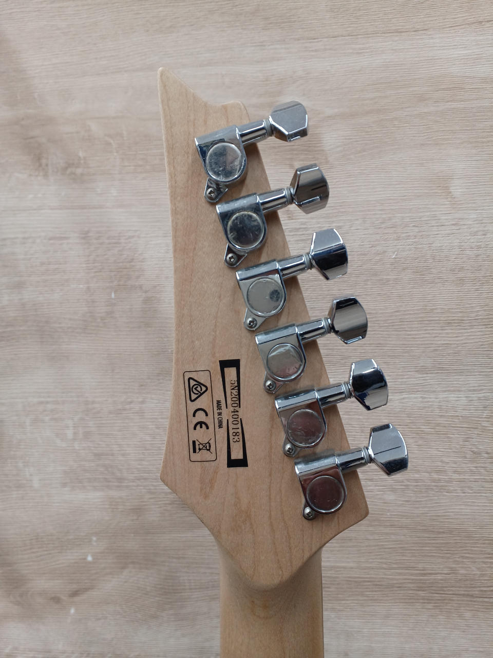 FERNANDES エレキギター アイボリー BURNY by FERNANDES MG-420S HY hideモデル エレキギター