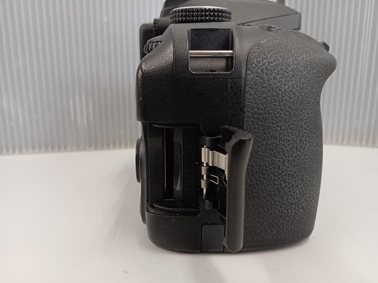 ニコン(NIKON)|デジタル一眼レフカメラ|HARDOFFオフモール（オフモ