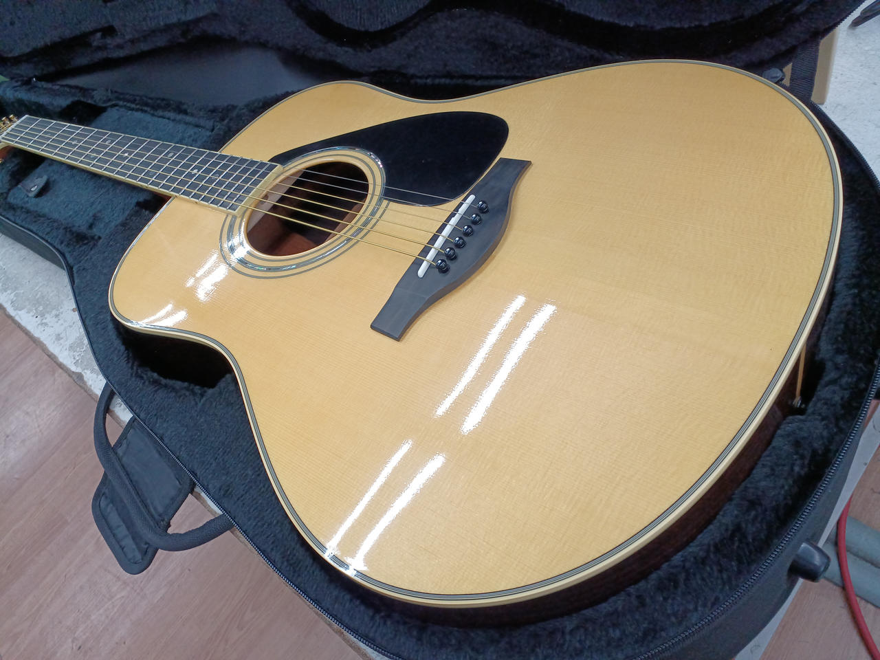 【2008年製・美品】YAMAHA アコースティックギター LL-16 Amazon.co.jp: ヤマハ YAMAHA アコースティックギター LL16 ARE