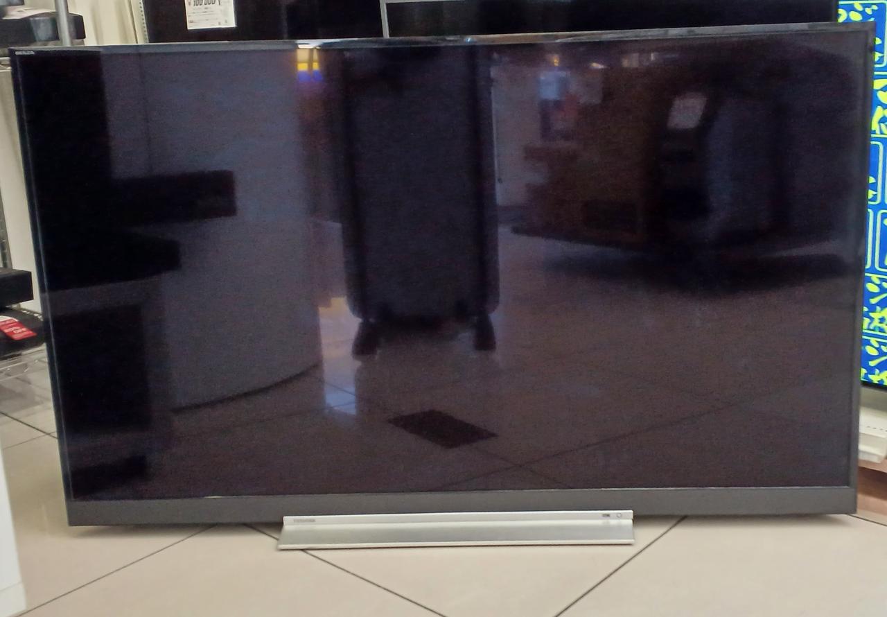 TOSHIBA(トウシバ）のLED液晶テレビ2015年製（32G10）です