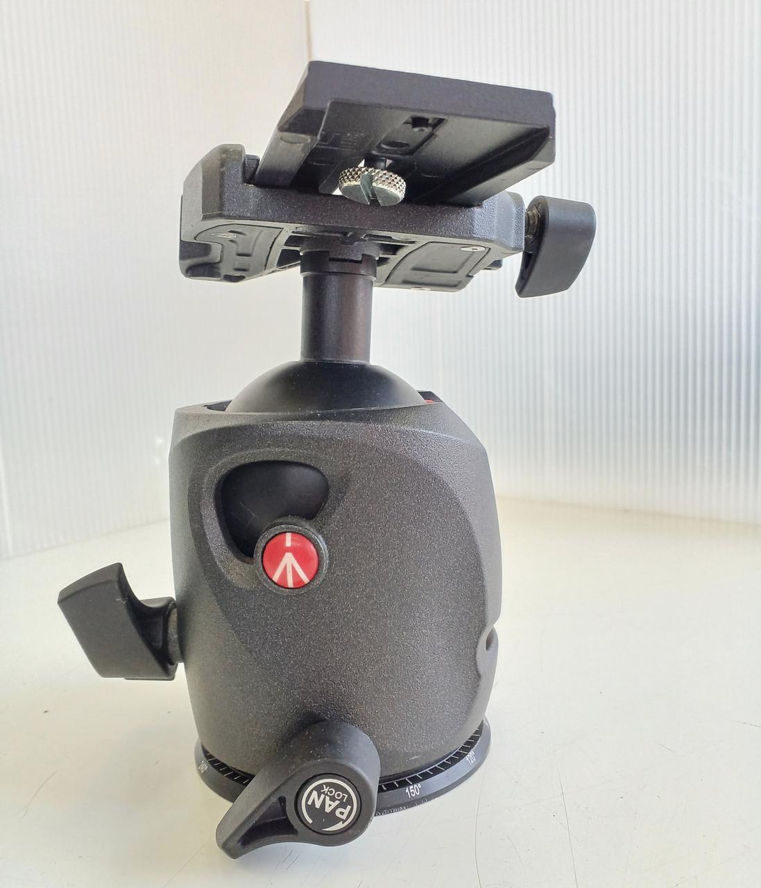 美品★Manfrotto マンフロット★Proball 468【自由雲台】 Amazon | Manfrotto 自由雲台 ハイドロスタットボール雲台
