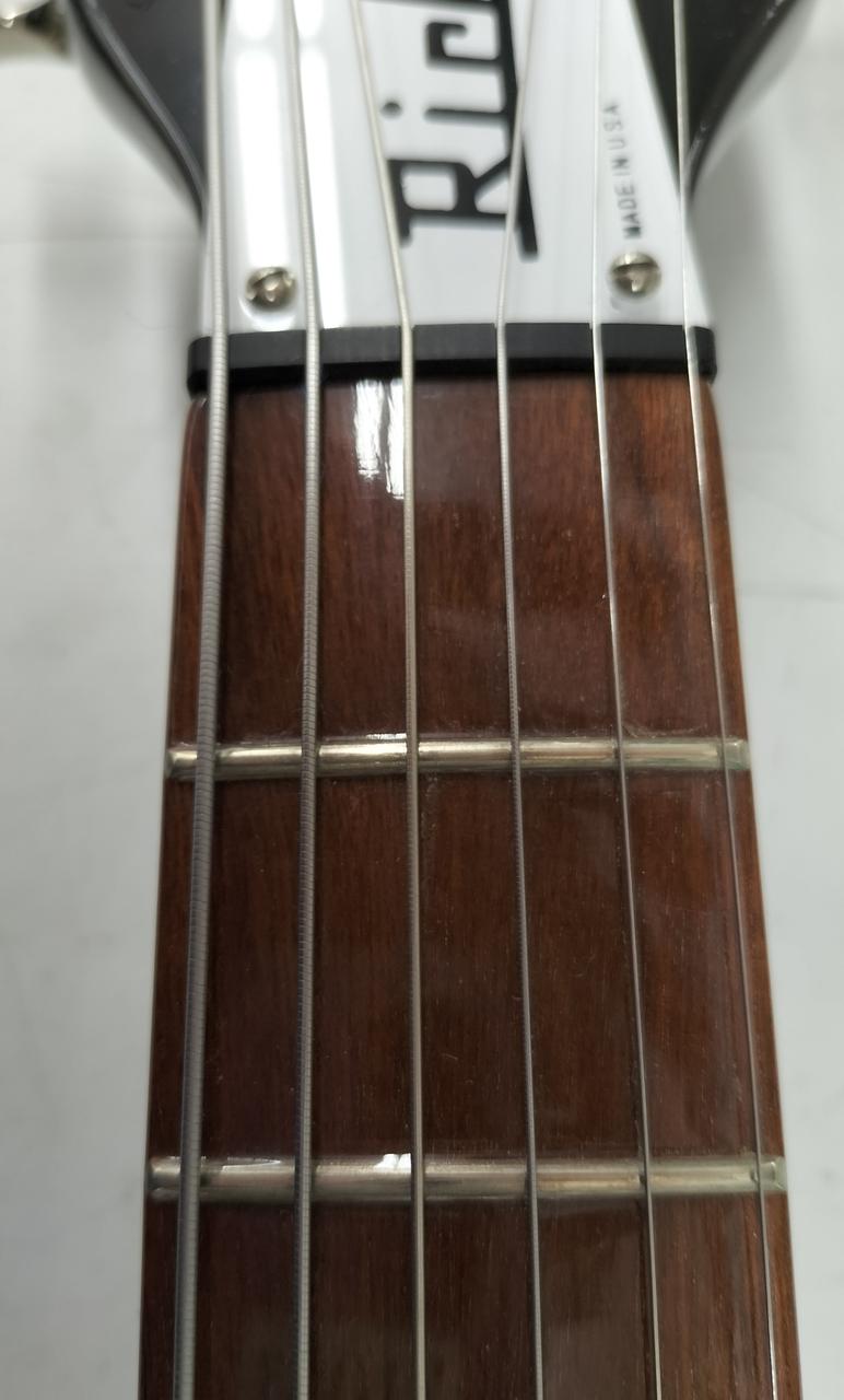 フレット残りは9.5割以上です。