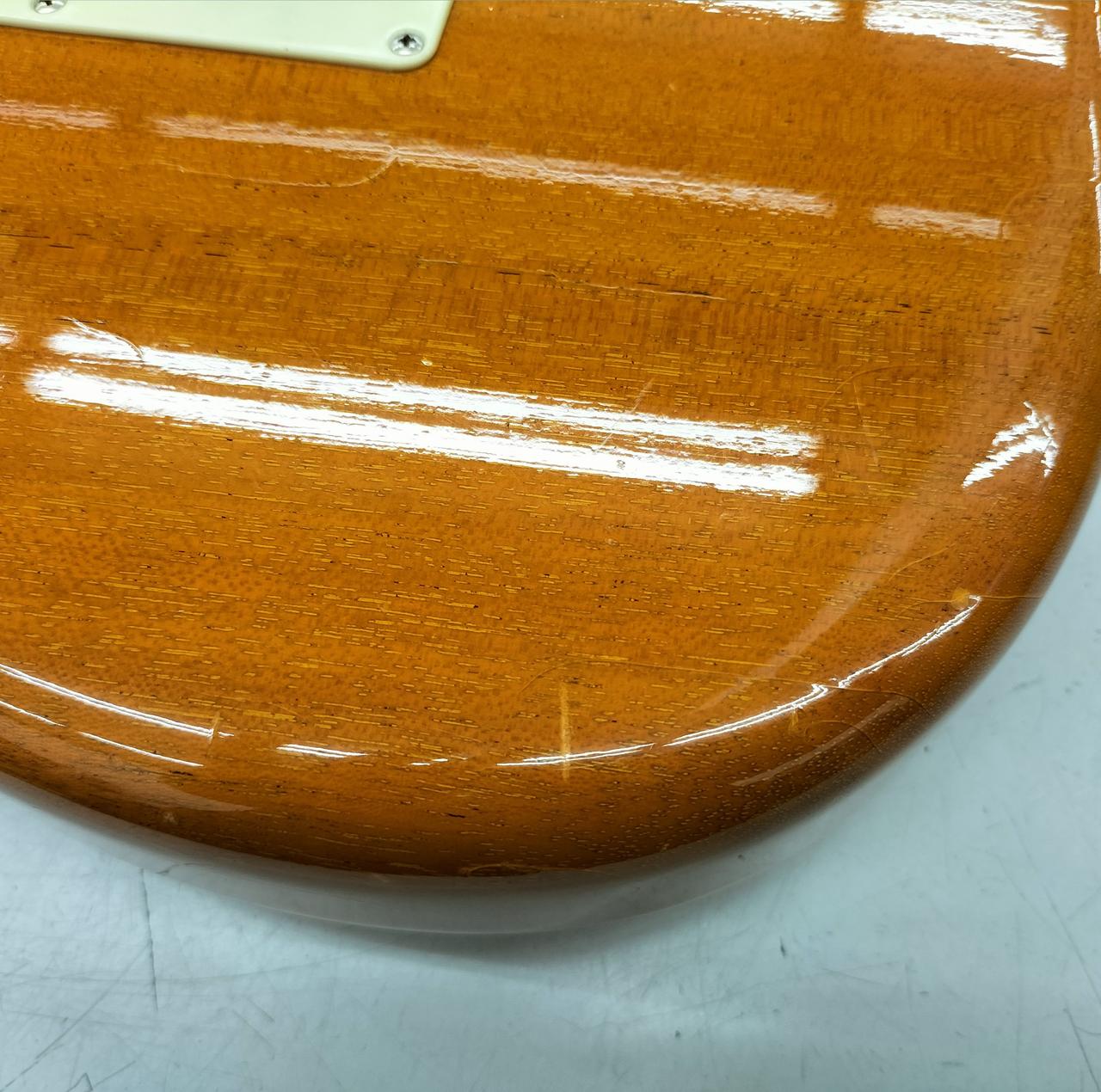 ウェザークラックがあります。