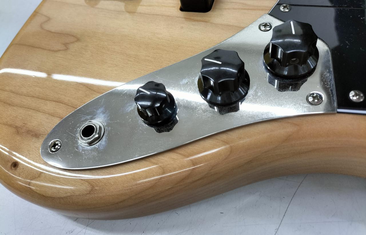 スクワイア(SQUIER)|エレキベース|HARDOFFオフモール（オフモ