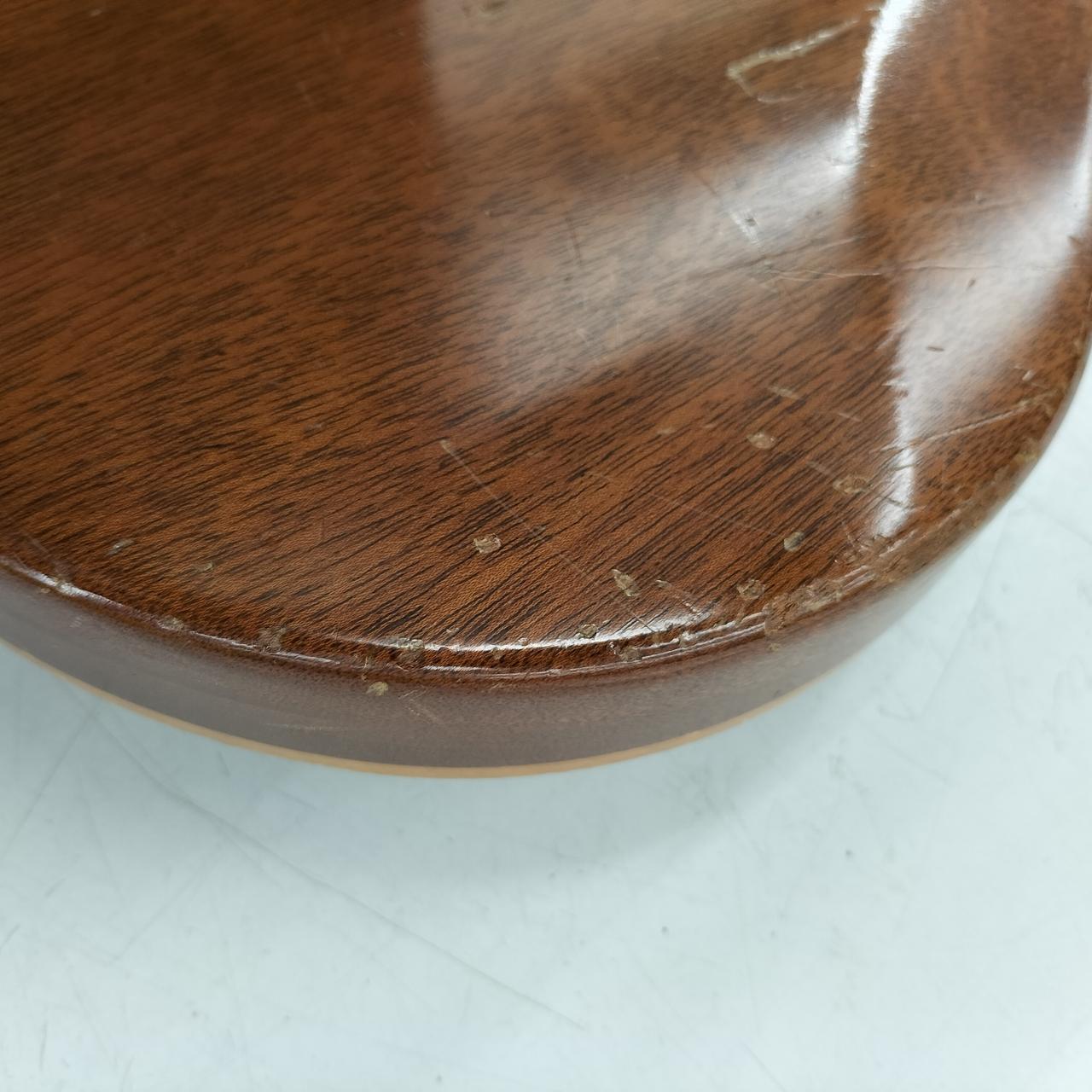 打痕、すり傷が多数あります。