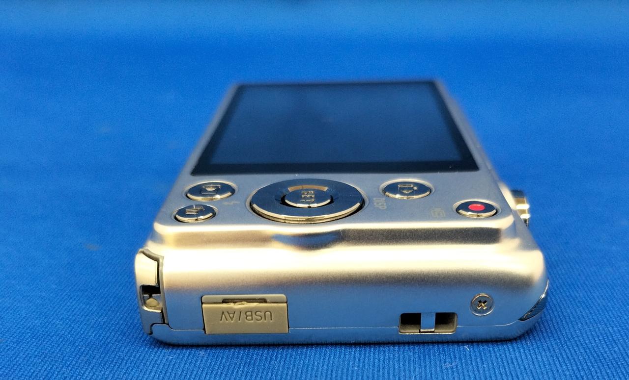 【ほぼ未使用品】【極上】【レトロ】【レア？】【GE製】 デジタルカメラ GE General Electric C1033 レアデジカメ レッド - メルカリ