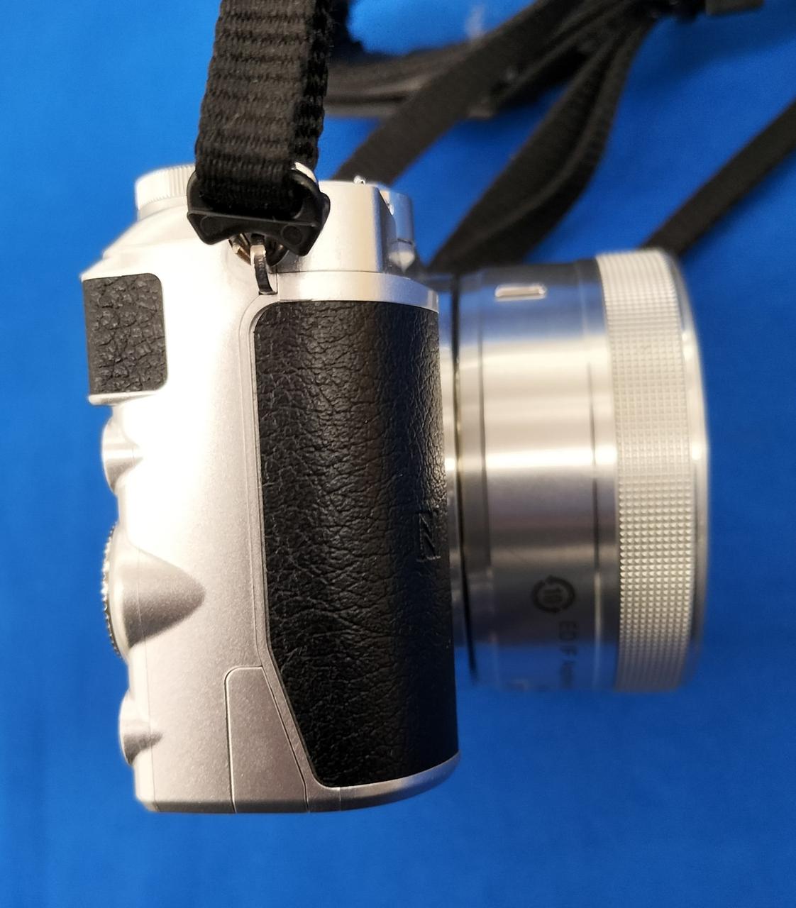 超美品 NIKON ニコン D3300 ショット枚数 196枚 M495 Nikon - 超美品 NIKON ニコン D3300 ショット枚数 196枚 M495の
