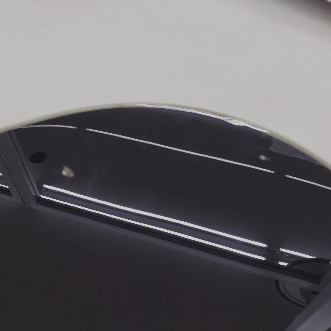 ボディ裏に細かい打痕が2カ所あります。