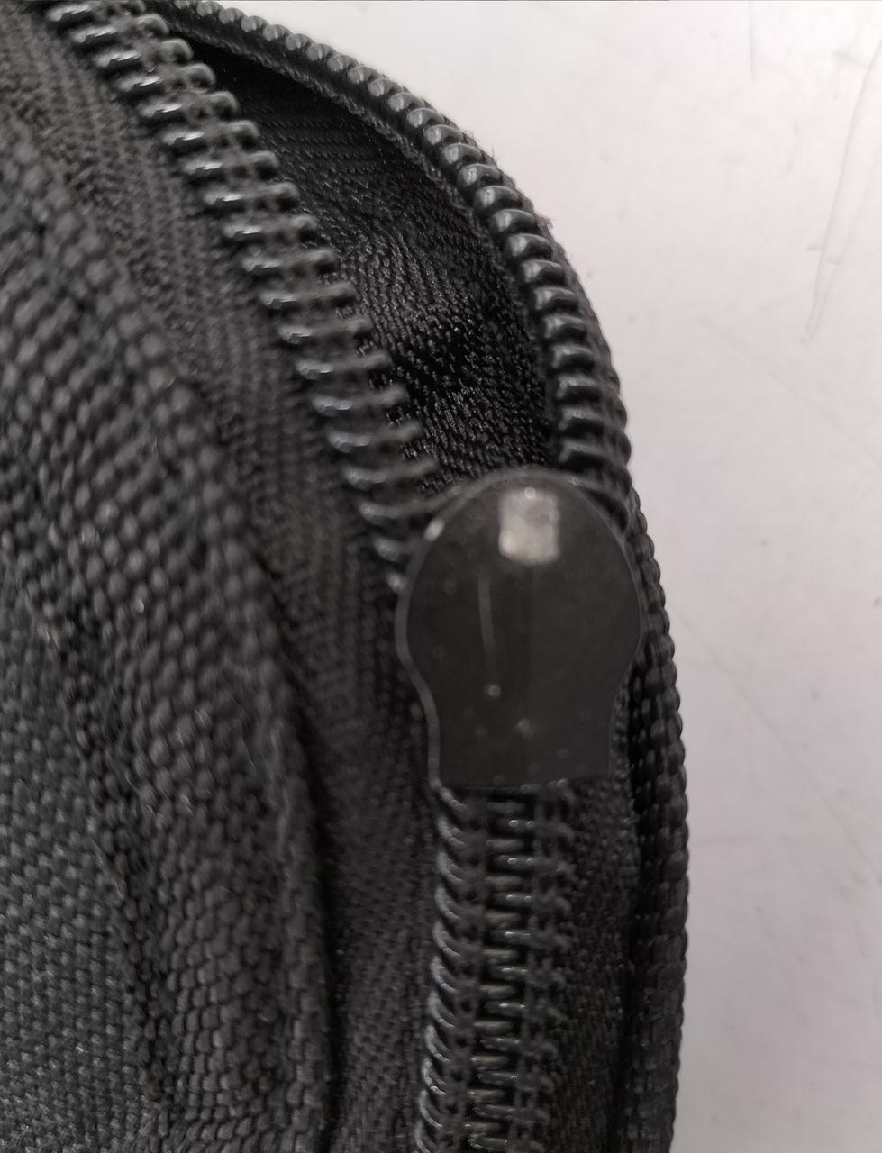 ジッパーのツマミが欠損しています？