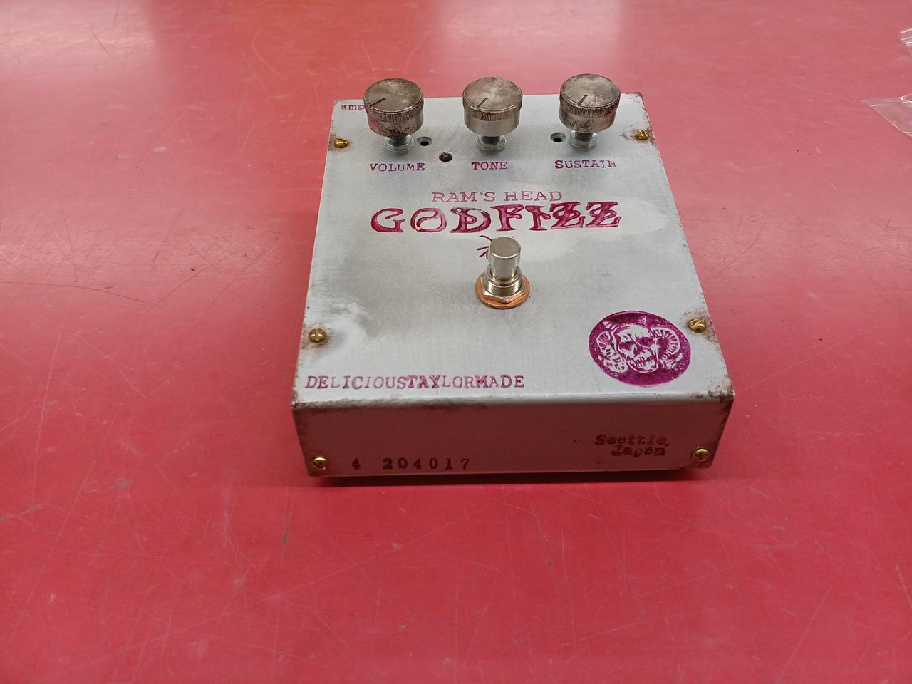 DELICIOUS TAYLOR MADE|ファズ|HARDOFFオフモール（オフモ