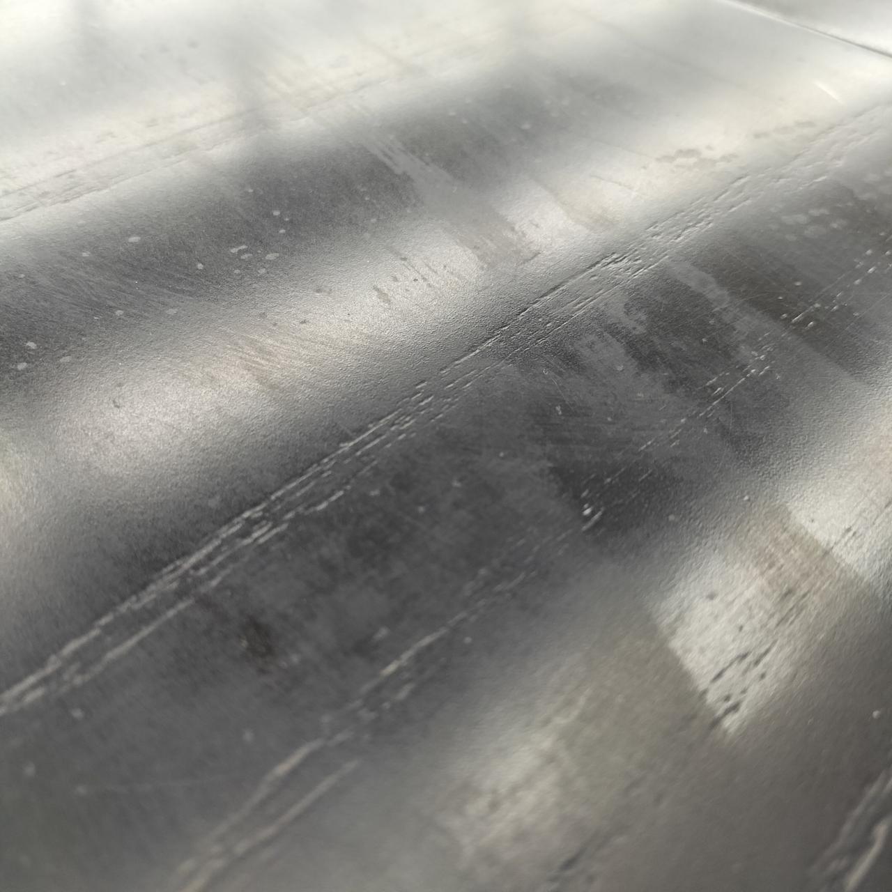 擦れ、キズなどもあります