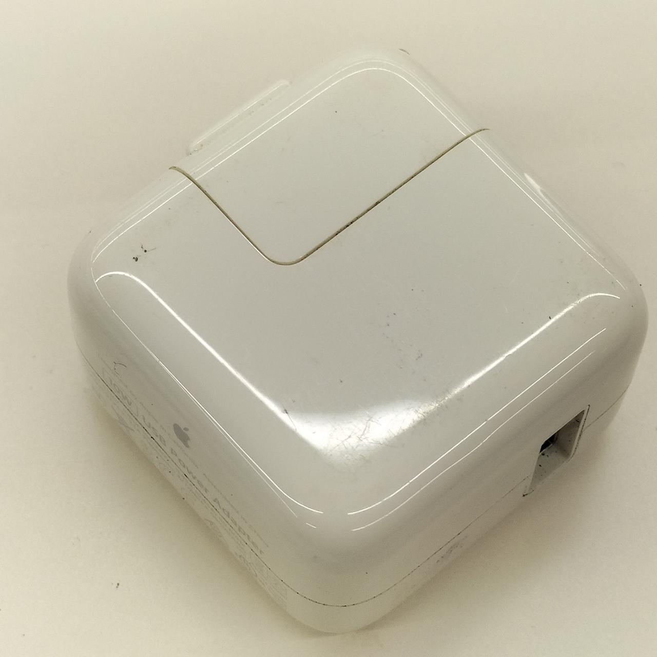 アダプターも汚れ目立ちます