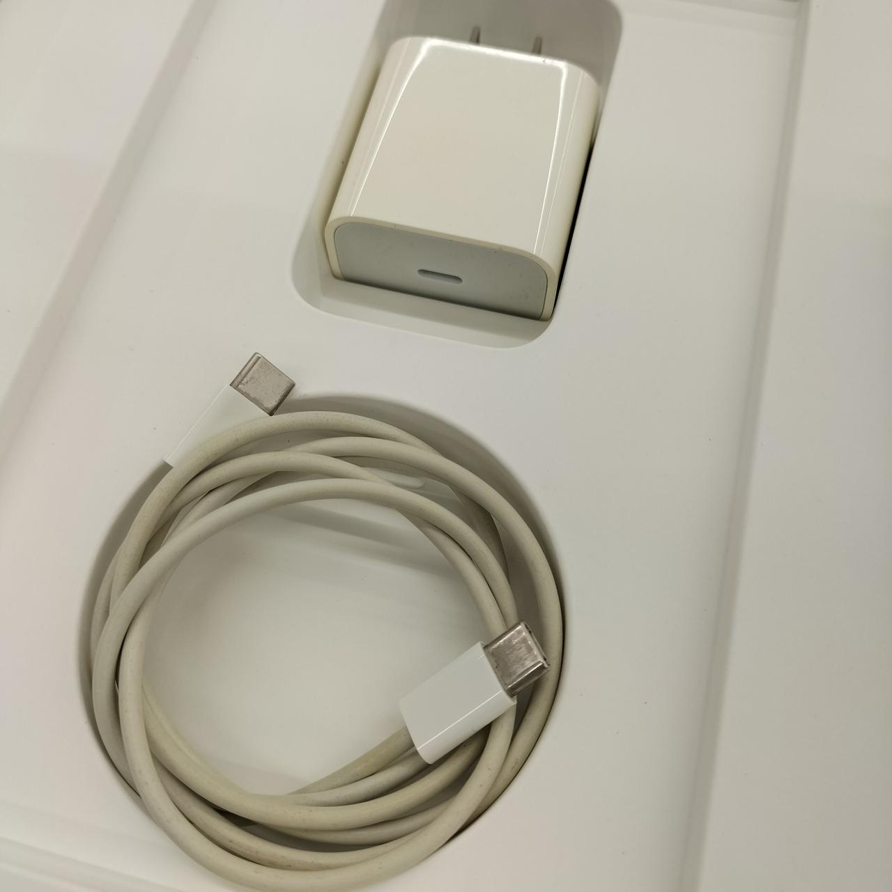 ケーブルなど使用感強いです