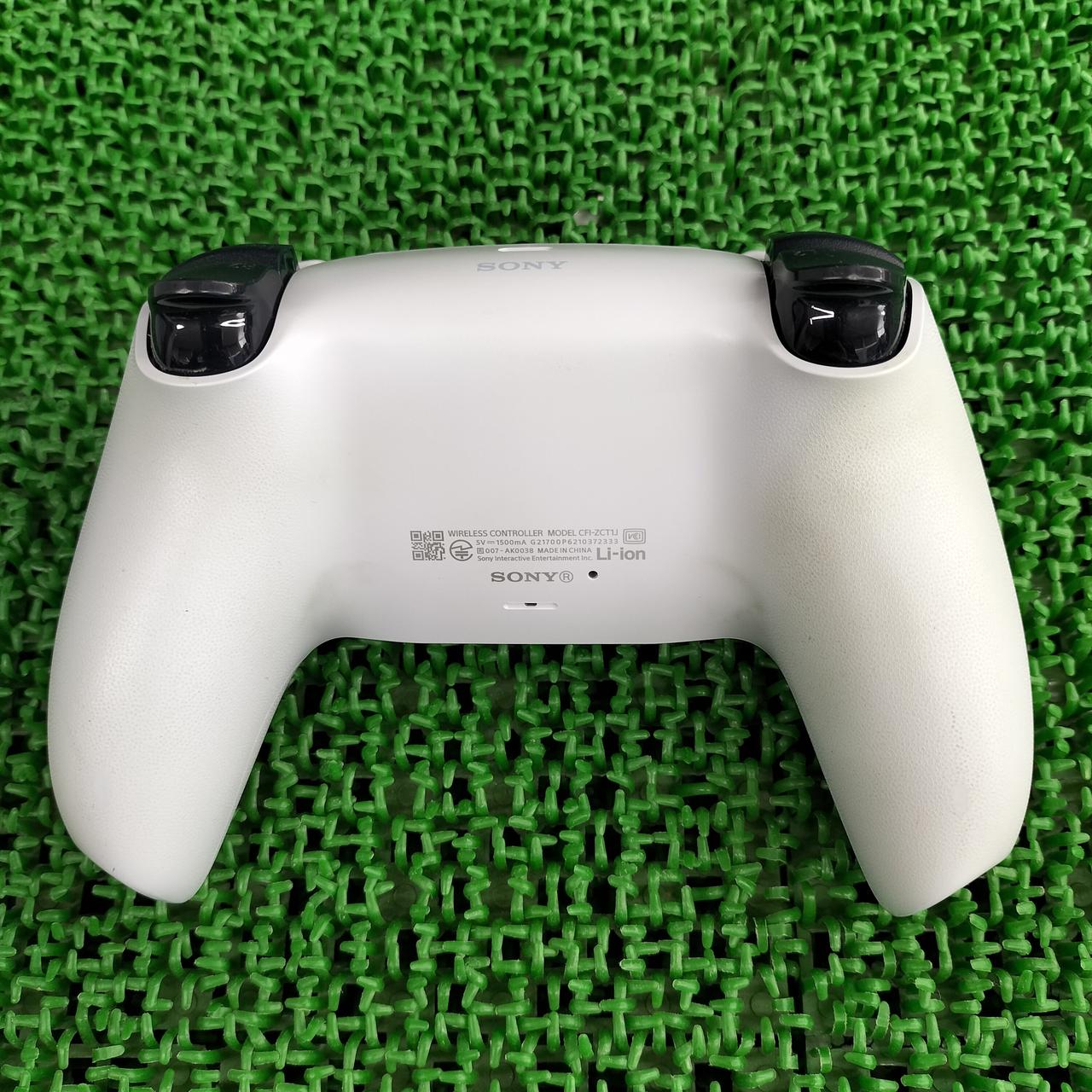 わかりにくいですが変色してます