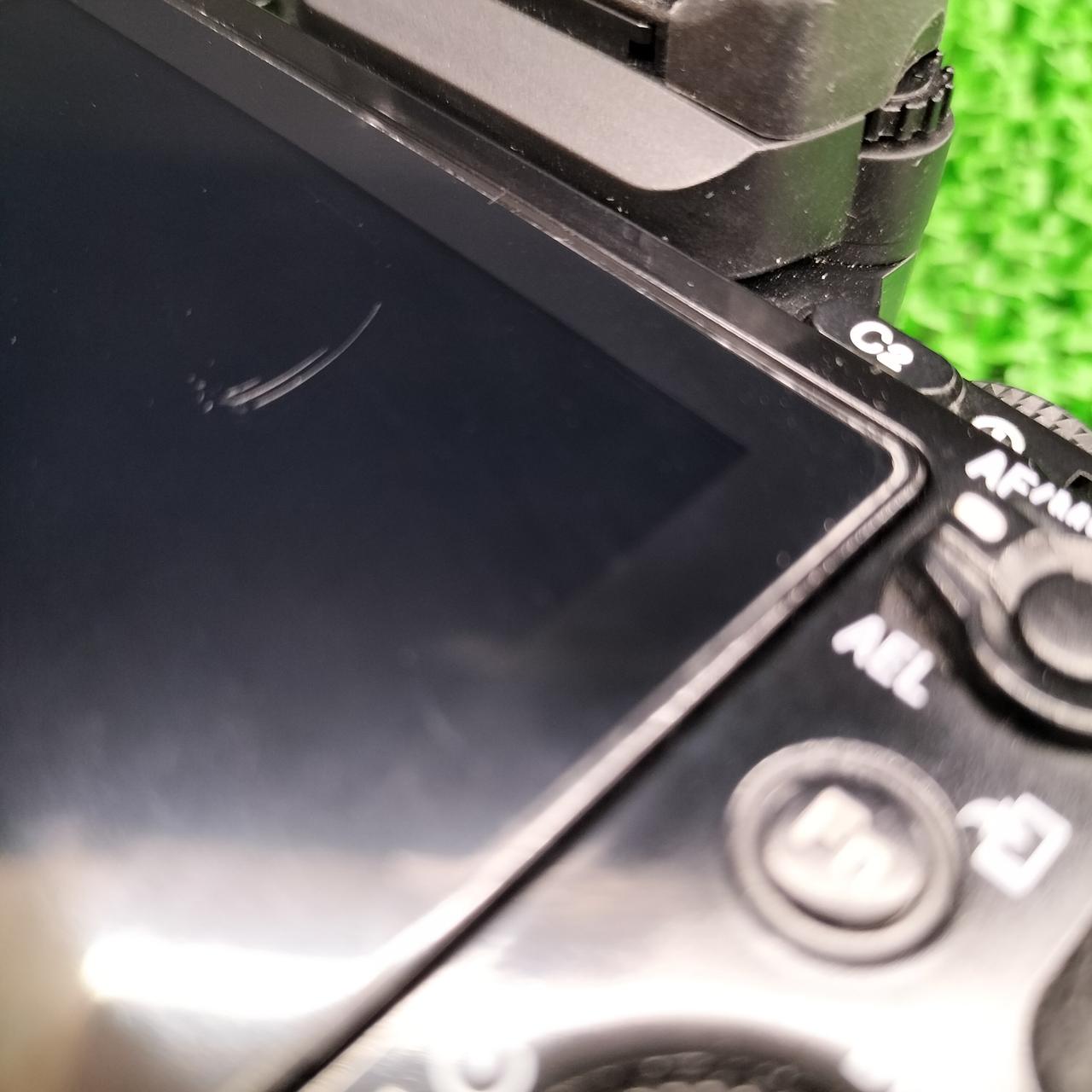 キズあり。但しフィルムを貼っている様です