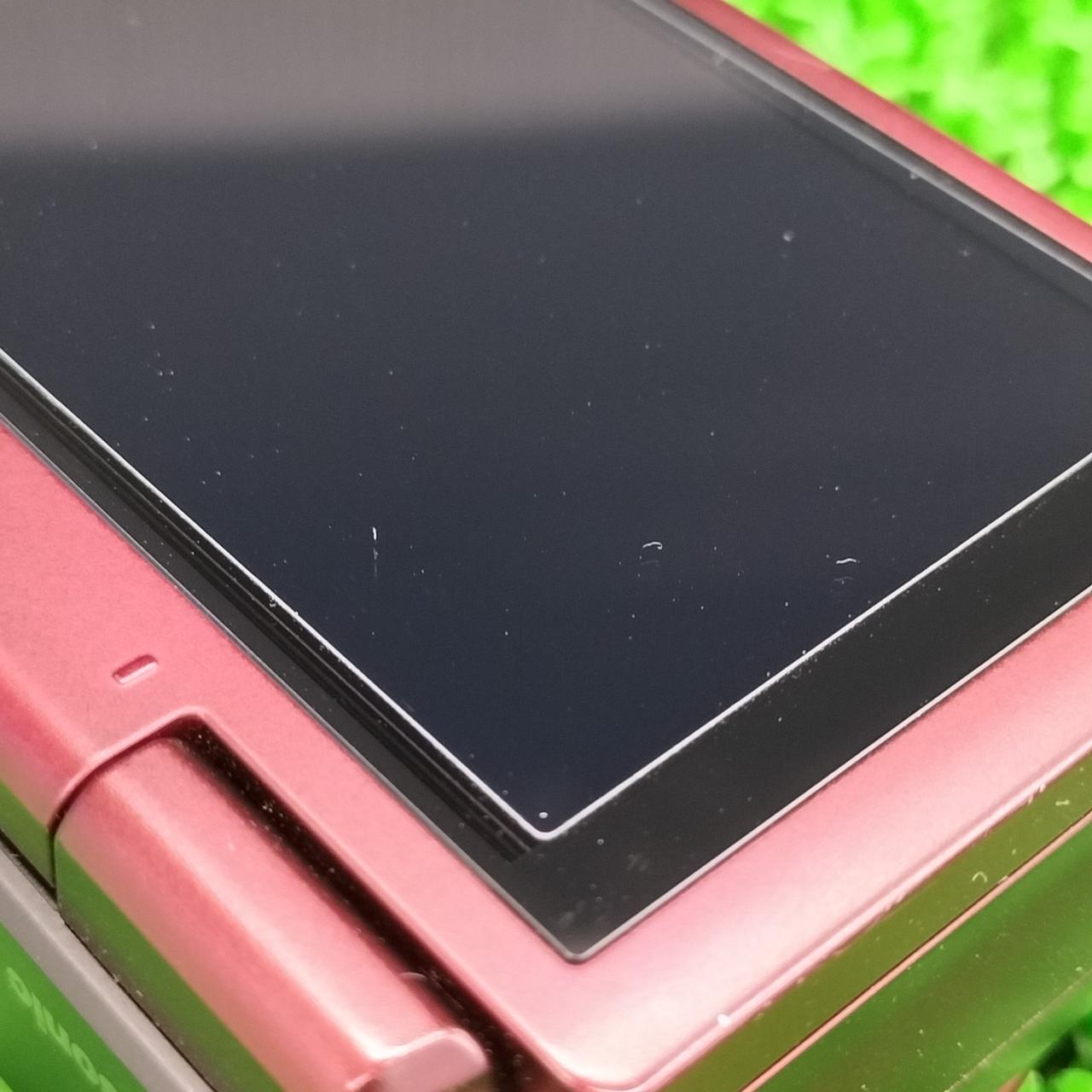 液晶にフィルム貼られています