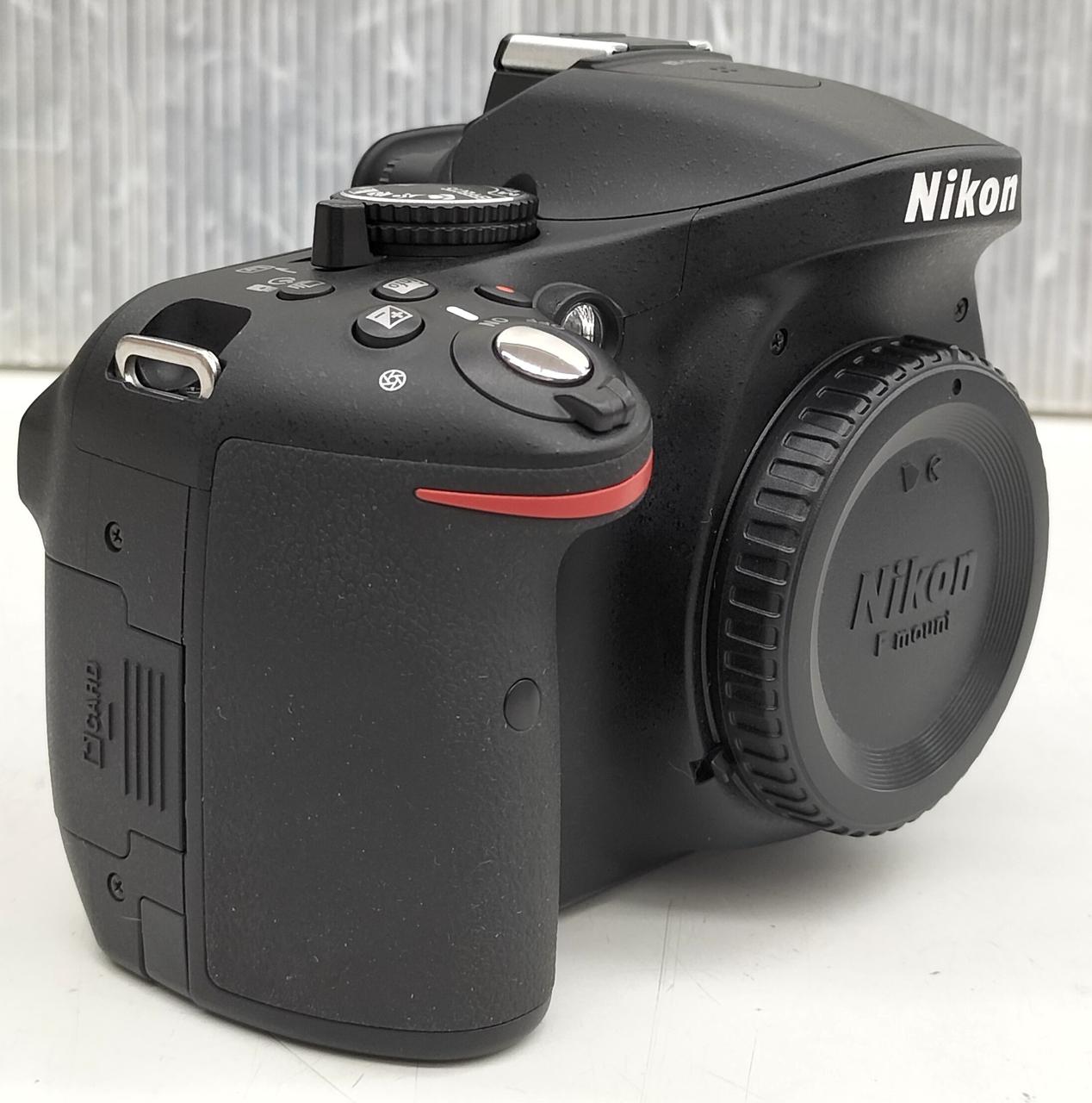 ★撮影枚数2761枚・超美品★ ニコン D5200 ボディ #16114 ☆撮影枚数2761枚・超美品☆ ニコン D5200 ボディ #16114