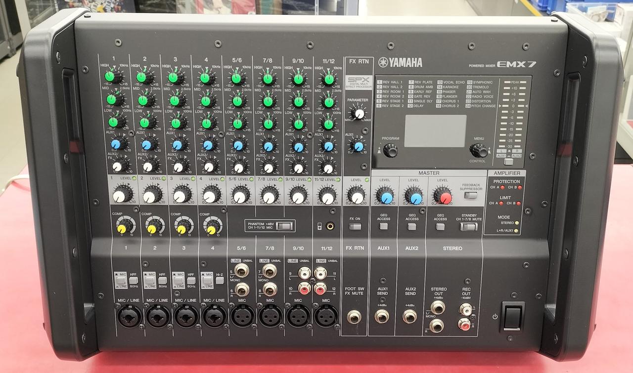 Yamaha EMX860ST パワードミキサー Yamaha EMX860ST 8 Channel Powered Mixer EMX 860 St for sale