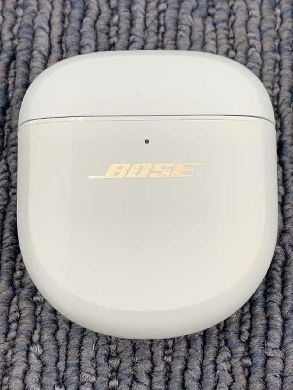 ケースに少々使用感見られます。